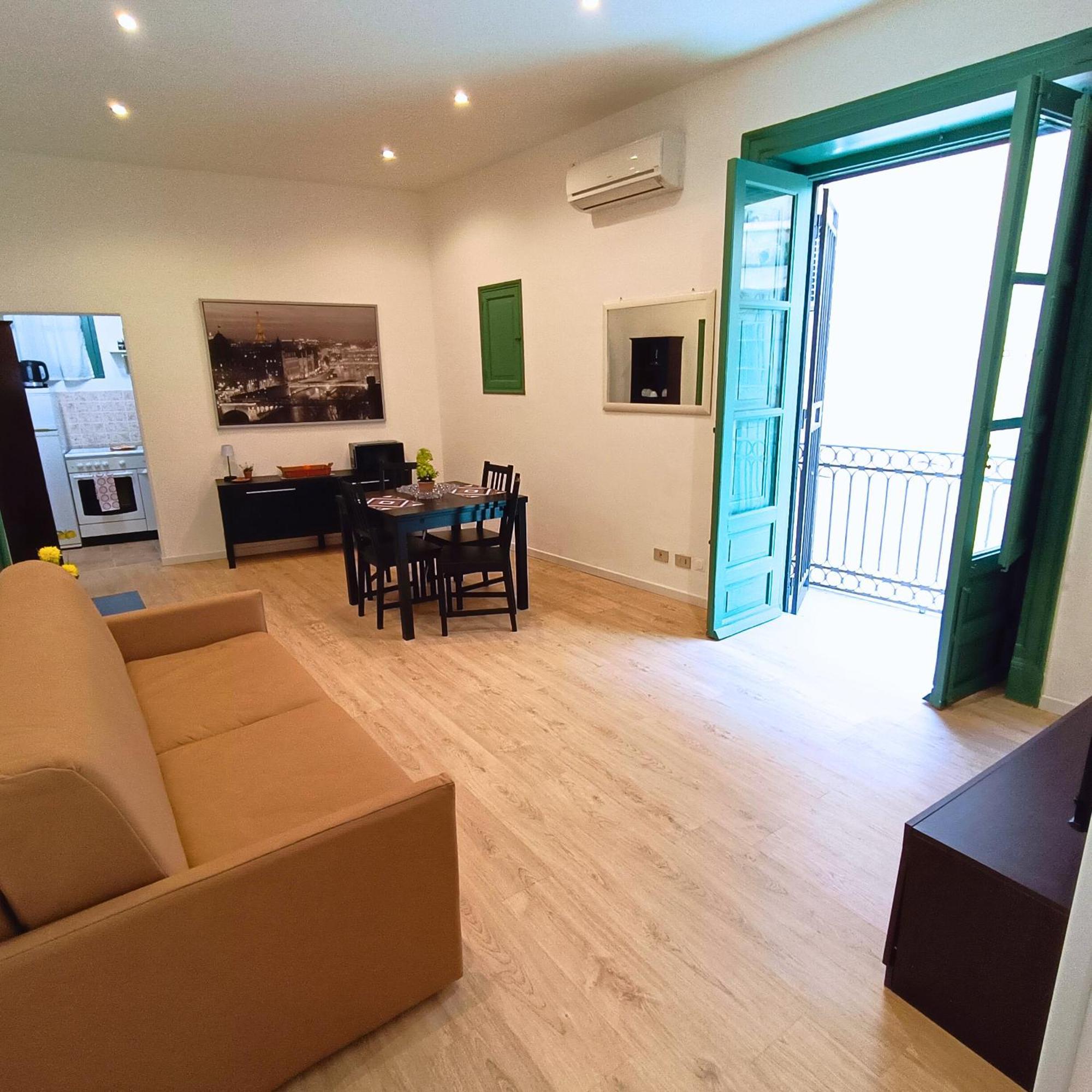 Appartamento Centro Storico Casa Bellini ***** Palermo Esterno foto